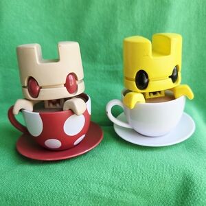 LUNARTIK 2010 TEA STORY LOT OF TWO